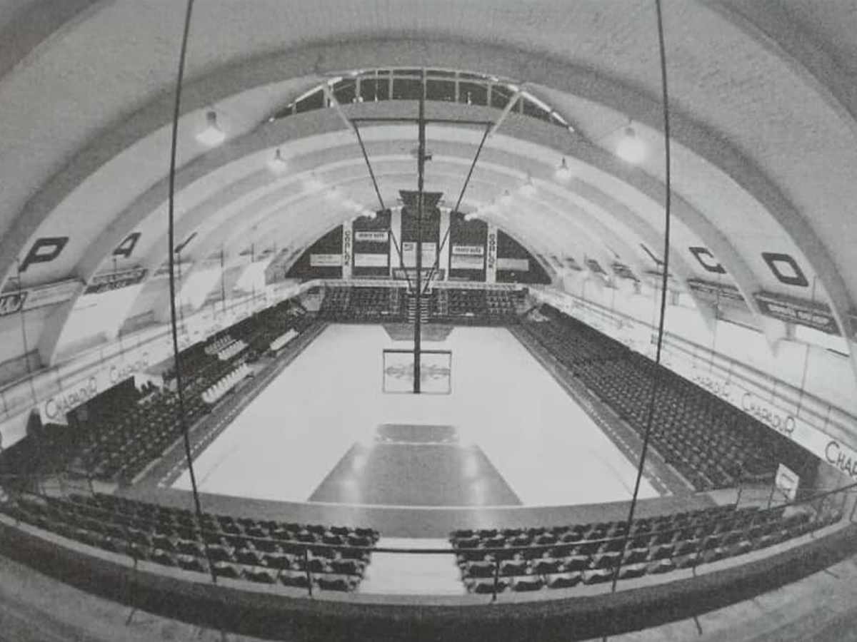 Finalización del gimnasio - luego Estadio Florencio Varni