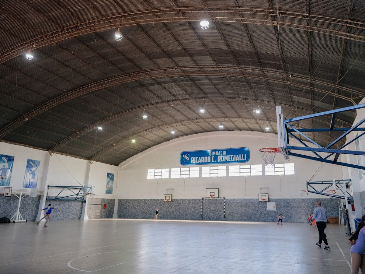 Inauguración del Gimnasio Ricardo Romegialli